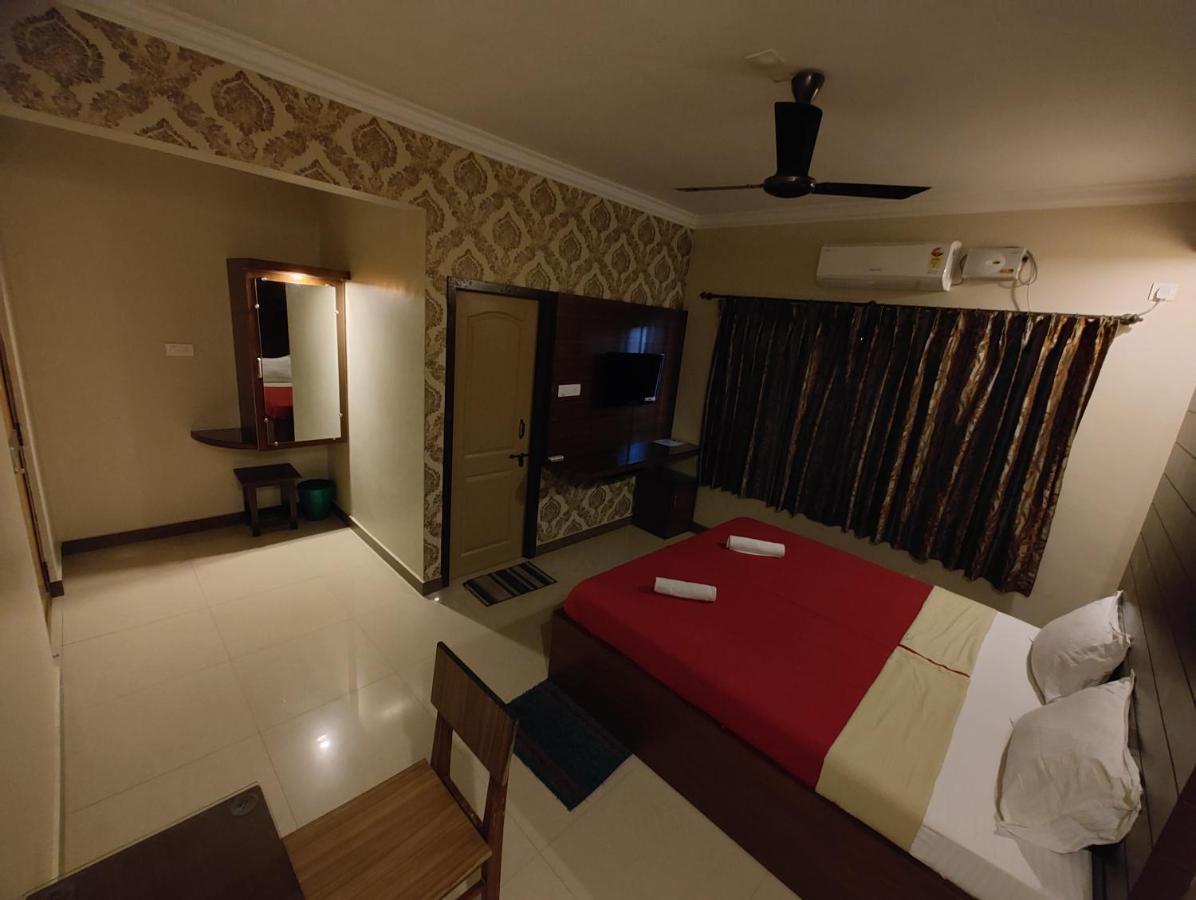 Vyavahar Lodge Udupi Εξωτερικό φωτογραφία